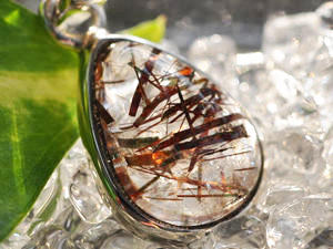 rutilated-quartz-pendant-2-レッドルチルクォーツ・ペンダント_300.jpg